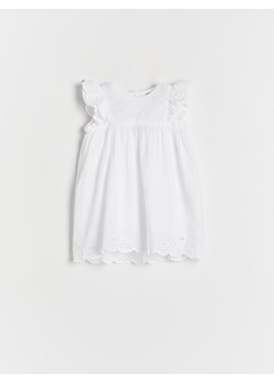 Reserved - Biała sukienka we wzór - biały ze sklepu Reserved w kategorii Ubranka do chrztu - zdjęcie 170521983