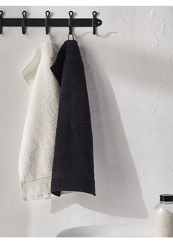 Sinsay - Ręcznik bawełniany - czarny ze sklepu Sinsay w kategorii Ręczniki - zdjęcie 170522741