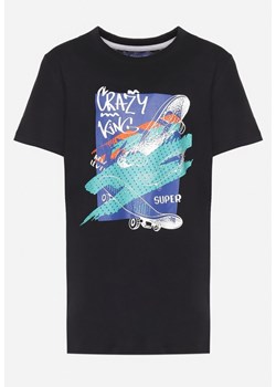 Czarna Bawełniana Koszulka z Nadrukowaną Aplikacją na Przodzie Quelitta ze sklepu Born2be Odzież w kategorii T-shirty chłopięce - zdjęcie 170528582