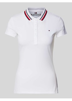 Koszulka polo o kroju slim fit z paskami w kontrastowym kolorze ze sklepu Peek&Cloppenburg  w kategorii Bluzki damskie - zdjęcie 170529822