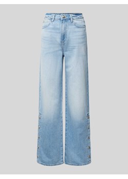 Jeansy z szeroką nogawką i naszywką z logo model ‘PAZ’ ze sklepu Peek&Cloppenburg  w kategorii Jeansy damskie - zdjęcie 170530610