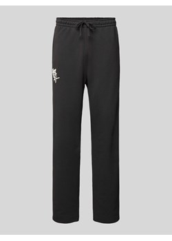 Spodnie dresowe z elastycznym ściągaczem ze sklepu Peek&Cloppenburg  w kategorii Spodnie męskie - zdjęcie 170535220