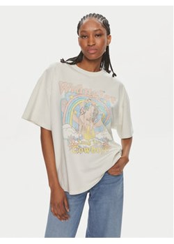 Wrangler T-Shirt Girlfriend 112351917 Écru Regular Fit ze sklepu MODIVO w kategorii Bluzki damskie - zdjęcie 170543761