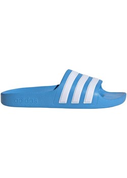 Klapki adidas Adilette Aqua Slides Jr ID2621 niebieskie ze sklepu ButyModne.pl w kategorii Klapki dziecięce - zdjęcie 170549194