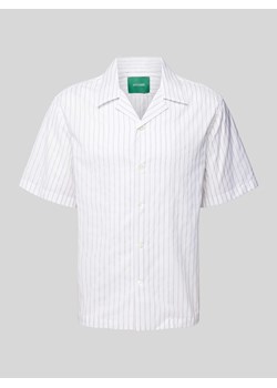 Koszula casualowa o kroju relaxed fit ze wzorem w paski model ‘FRED’ ze sklepu Peek&Cloppenburg  w kategorii Koszule męskie - zdjęcie 170550844
