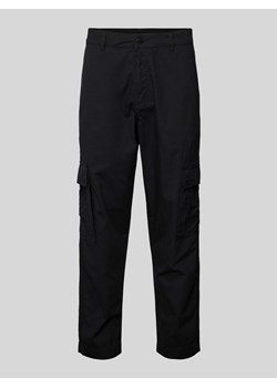 Spodnie cargo o kroju regular fit z wyhaftowanym logo model ‘Gronlin’ ze sklepu Peek&Cloppenburg  w kategorii Spodnie męskie - zdjęcie 170551924