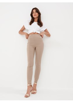 Mohito - Beżowe spodnie skinny - beżowy ze sklepu Mohito w kategorii Spodnie damskie - zdjęcie 170572522