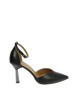 Czarne sandały na kwadratowej szpilce ze sklepu Laura Messi w kategorii Czółenka - zdjęcie 170575493