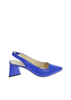 Niebieskie sandały na trójkątnym obcasie ze sklepu Laura Messi w kategorii Czółenka - zdjęcie 170575573