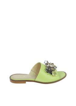 Limonkowe klapki z kryształkami ze sklepu Laura Messi w kategorii Klapki damskie - zdjęcie 170575600
