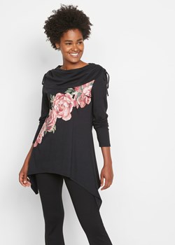Shirt z dłuższymi bokami i nadrukiem w róże ze sklepu bonprix w kategorii Bluzki damskie - zdjęcie 170598971