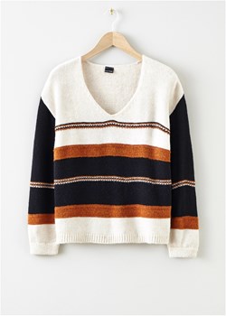 Sweter ze sklepu bonprix w kategorii Swetry damskie - zdjęcie 170598993