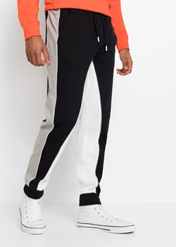 Spodnie sportowe ze sklepu bonprix w kategorii Spodnie męskie - zdjęcie 170600264