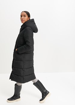 Płaszcz oversize ocieplany z kapturem, z poliestru z recyklingu ze sklepu bonprix w kategorii Płaszcze damskie - zdjęcie 170606850