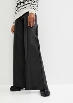 Spodnie ze sztucznej skóry Marlena ze sklepu bonprix w kategorii Spodnie damskie - zdjęcie 170608124