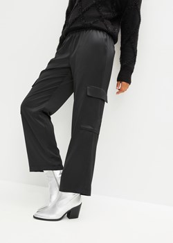 Spodnie satynowe bojówki ze sklepu bonprix w kategorii Spodnie damskie - zdjęcie 170609221