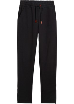 Spodnie sportowe chłopięce ze sklepu bonprix w kategorii Spodnie chłopięce - zdjęcie 170610160