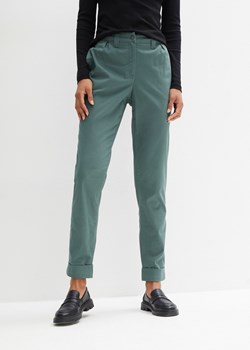 Spodnie chino ze stretchem, z wygodnym paskiem w talii i wywijanymi nogawkami ze sklepu bonprix w kategorii Spodnie damskie - zdjęcie 170610834