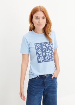T-shirt z kwiatowym nadrukiem ze sklepu bonprix w kategorii Bluzki damskie - zdjęcie 170612831