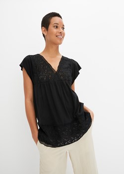 Shirt z koronką w dekolcie ze sklepu bonprix w kategorii Bluzki damskie - zdjęcie 170621871