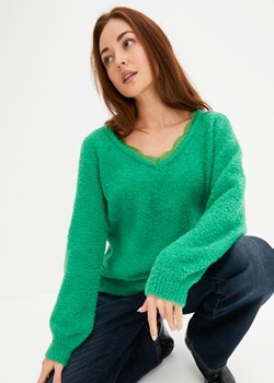 Sweter z koronkową wstawką ze sklepu bonprix w kategorii Swetry damskie - zdjęcie 170621881