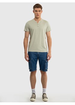 Koszulka męska z guzikami przy dekolcie jasnozielona Alanco 300 ze sklepu Big Star w kategorii T-shirty męskie - zdjęcie 170625682