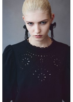 H & M - Bluzka z bufiastym rękawem i haftem angielskim - Czarny ze sklepu H&M w kategorii Bluzki damskie - zdjęcie 170635423