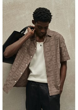 H & M - Koszula z miękkimi klapami Regular Fit - Beżowy ze sklepu H&M w kategorii Koszule męskie - zdjęcie 170636273
