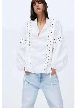 H & M - Bluzka z haftem - Biały ze sklepu H&M w kategorii Bluzki damskie - zdjęcie 170636603