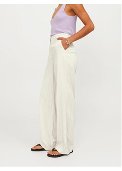 JJXX Spodnie materiałowe Mary 12249985 Beżowy Regular Fit ze sklepu MODIVO w kategorii Spodnie damskie - zdjęcie 170640753