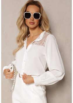 Biała Koszula z Długim Rękawem z Koronkową Wstawką na Dekolcie i Plecach Vartie ze sklepu Renee odzież w kategorii Koszule damskie - zdjęcie 170646112