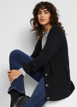 Sweter rozpinany w prążek ze sklepu bonprix w kategorii Swetry damskie - zdjęcie 170648433
