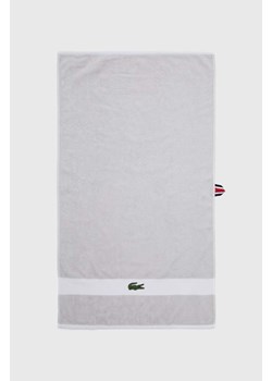 Lacoste ręcznik bawełniany L Casual Argent 55 x 100 cm ze sklepu ANSWEAR.com w kategorii Ręczniki - zdjęcie 170653430