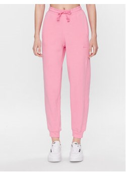 adidas Spodnie dresowe ALL SZN Fleece Joggers IC6459 Różowy Loose Fit ze sklepu MODIVO w kategorii Spodnie damskie - zdjęcie 170659563