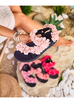 Royalfashion Jasnoróżowe sandały damskie z kwiatuszkami Alferroy ze sklepu royalfashion.pl w kategorii Sandały damskie - zdjęcie 170661074