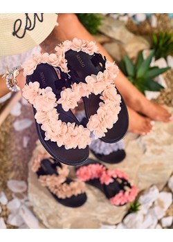Royalfashion Pudrowe sandały damskie z kwiatuszkami Alferroy ze sklepu royalfashion.pl w kategorii Sandały damskie - zdjęcie 170661461