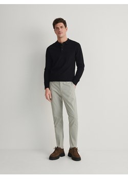 Reserved - Spodnie chino slim fit - jasnoszary ze sklepu Reserved w kategorii Spodnie męskie - zdjęcie 170663173