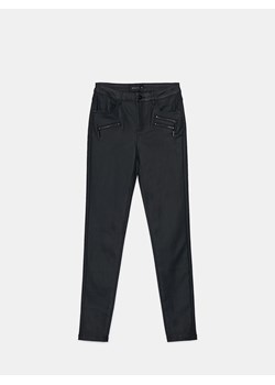 Mohito - Woskowane spodnie skinny - czarny ze sklepu Mohito w kategorii Jeansy damskie - zdjęcie 170686813