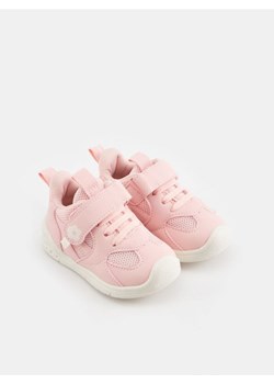 Sinsay - Sneakersy ze skórzaną wkładką - różowy ze sklepu Sinsay w kategorii Buty sportowe dziecięce - zdjęcie 170705183