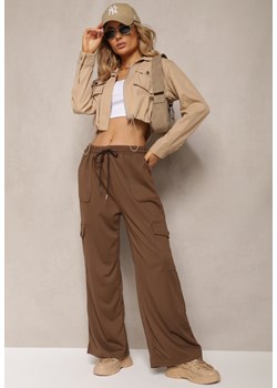 Brązowe Szerokie Spodnie z Gumką w Talii i Kieszeniami z Klapkami Cargo Nukeria ze sklepu Renee odzież w kategorii Spodnie damskie - zdjęcie 170710920