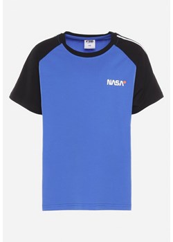 Niebieska Koszulka T-shirt z Ozdobnymi Lampasami i Napisem z Elastycznej Bawełny  Aerapa ze sklepu Born2be Odzież w kategorii T-shirty chłopięce - zdjęcie 170723311
