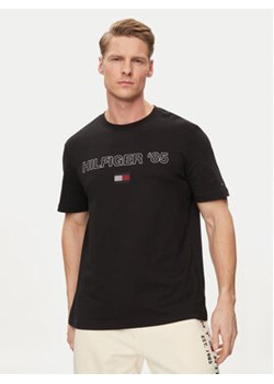 Tommy Hilfiger T-Shirt 85' MW0MW34427 Czarny Regular Fit ze sklepu MODIVO w kategorii T-shirty męskie - zdjęcie 170726122