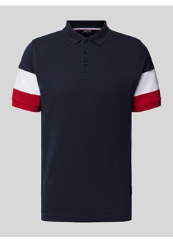 Koszulka polo z paskami w kontrastowym kolorze ze sklepu Peek&Cloppenburg  w kategorii T-shirty męskie - zdjęcie 170729061