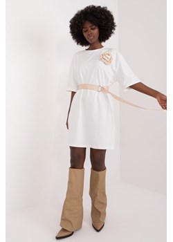 Mini sukienka t-shirtowa z paskiem ze sklepu 5.10.15 w kategorii Sukienki - zdjęcie 170730134