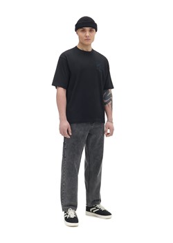 Cropp - Czarny t-shirt z haftem - czarny ze sklepu Cropp w kategorii T-shirty męskie - zdjęcie 170731301