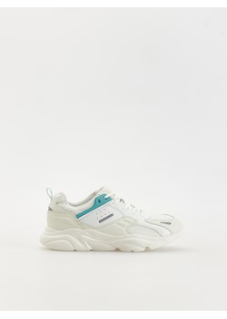 Reserved - Sneakersy z siatką - złamana biel ze sklepu Reserved w kategorii Buty sportowe dziecięce - zdjęcie 170738243