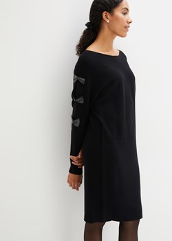 Sukienka dzianinowa z aplikacją ze sztrasów ze sklepu bonprix w kategorii Sukienki - zdjęcie 170741741