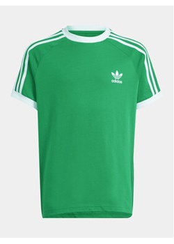 adidas T-Shirt adicolor 3-Stripes IN8406 Zielony Loose Fit ze sklepu MODIVO w kategorii Bluzki dziewczęce - zdjęcie 170744931