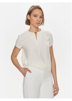 Calvin Klein Bluzka K20K207062 Biały Regular Fit ze sklepu MODIVO w kategorii Bluzki damskie - zdjęcie 170752781