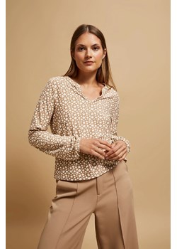 Damska wzorzysta bluzka z długim rękawem perłowa ze sklepu 5.10.15 w kategorii Bluzki damskie - zdjęcie 170772641
